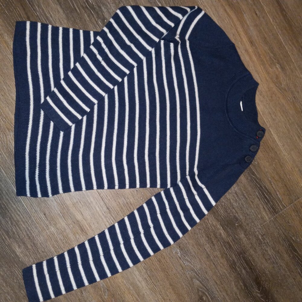 GAP Ladies XS sweater